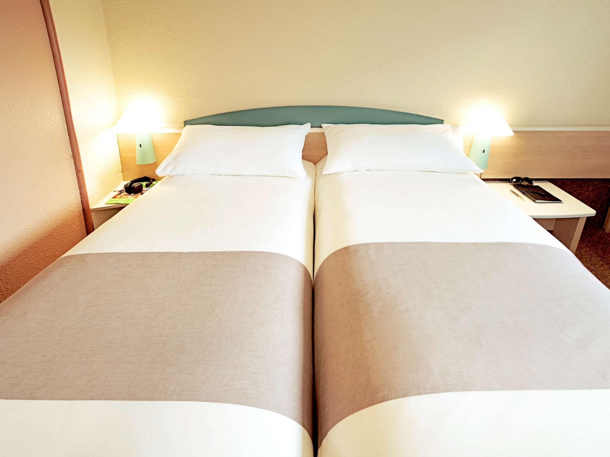 Ibis Poitiers Sud Hotel Luaran gambar