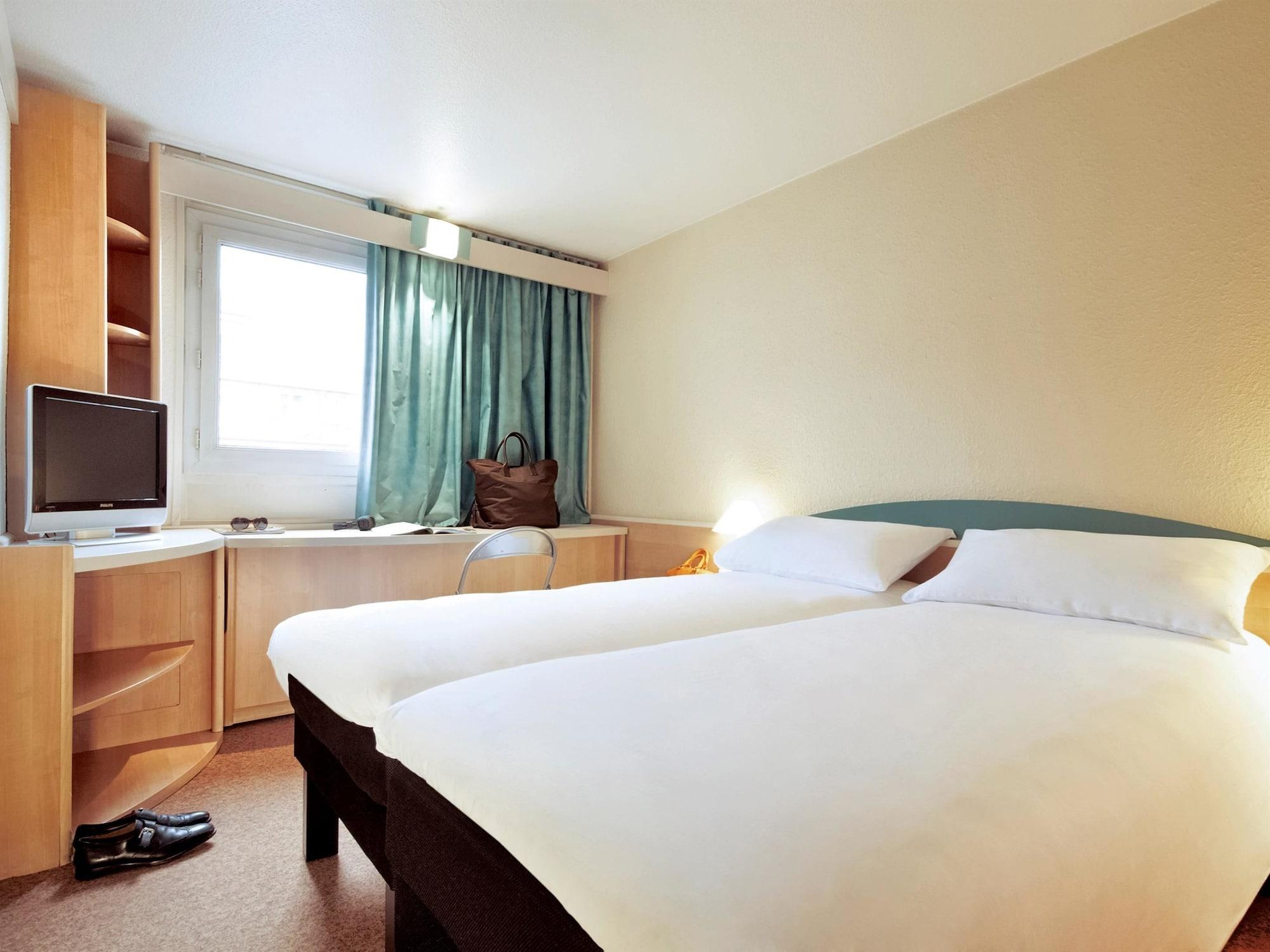 Ibis Poitiers Sud Hotel Luaran gambar