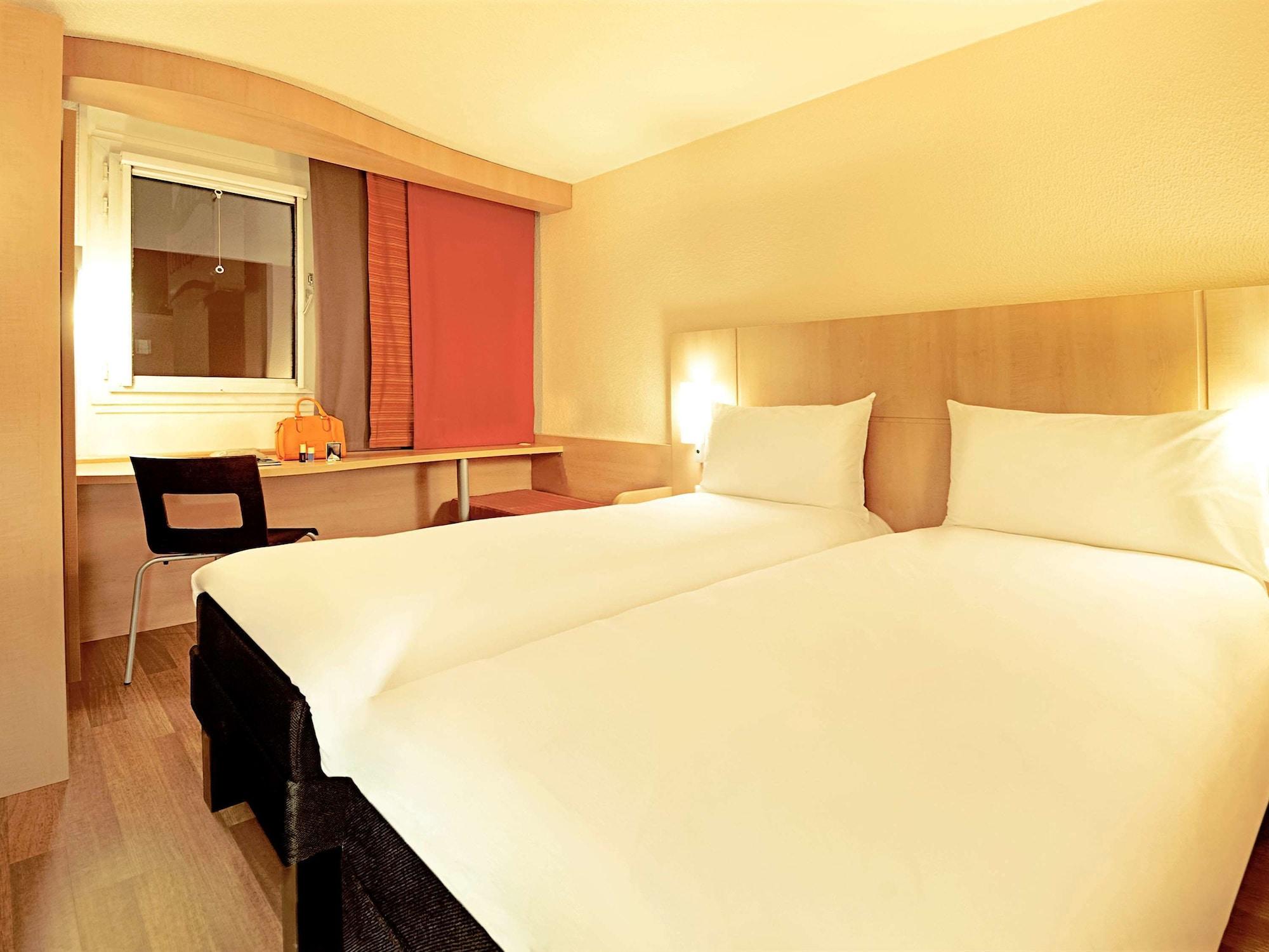 Ibis Poitiers Sud Hotel Luaran gambar