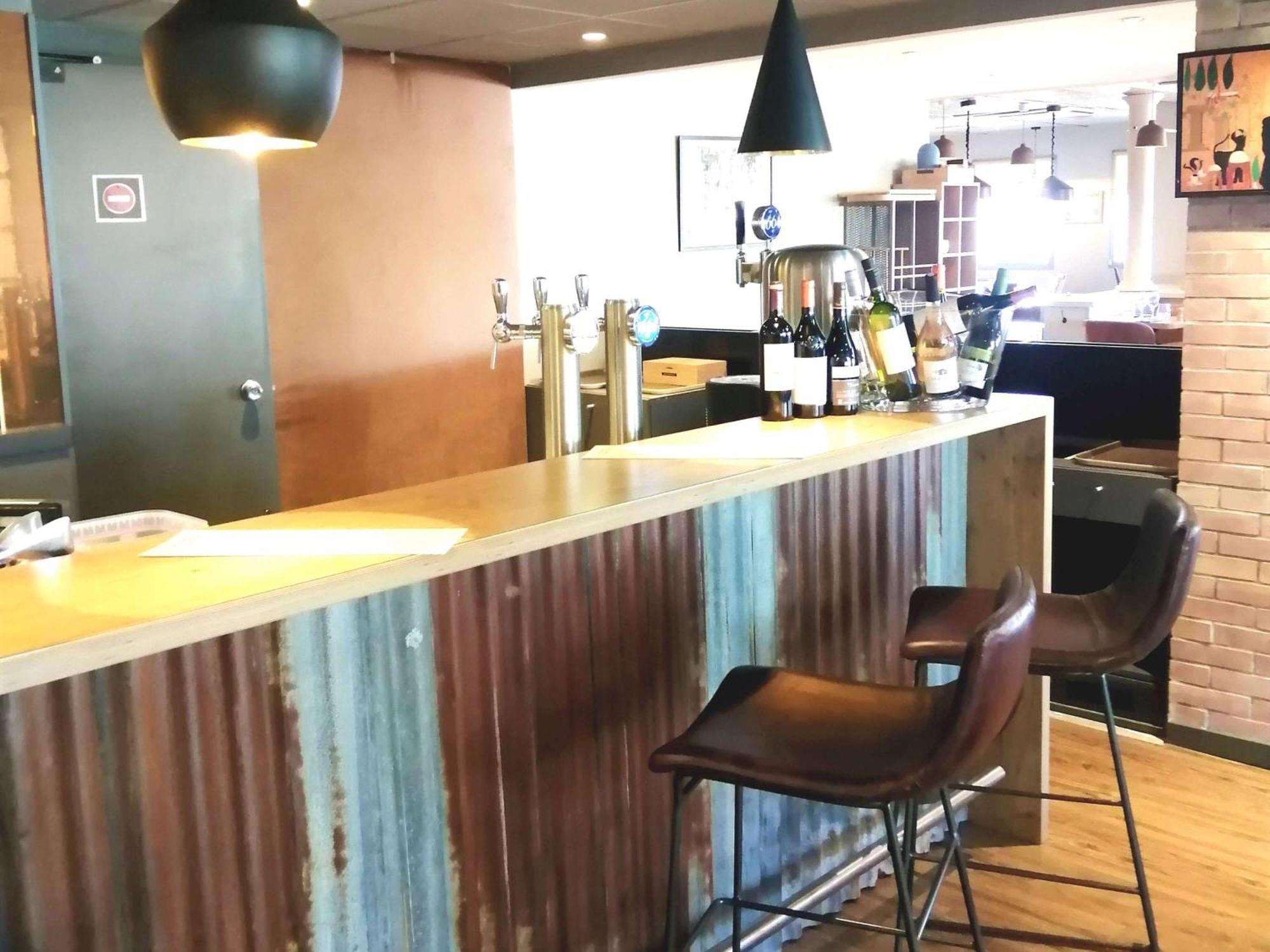 Ibis Poitiers Sud Hotel Luaran gambar