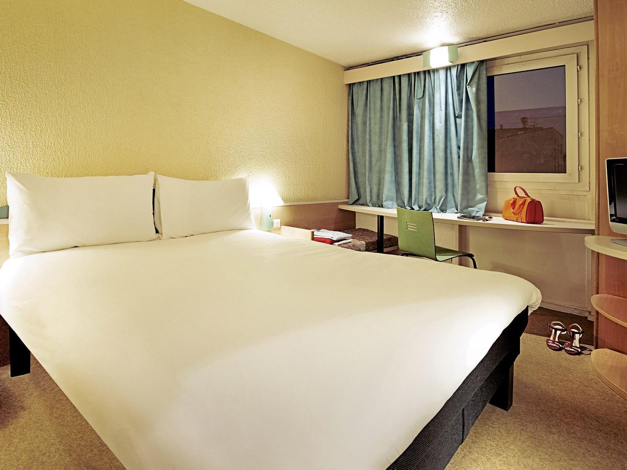 Ibis Poitiers Sud Hotel Luaran gambar