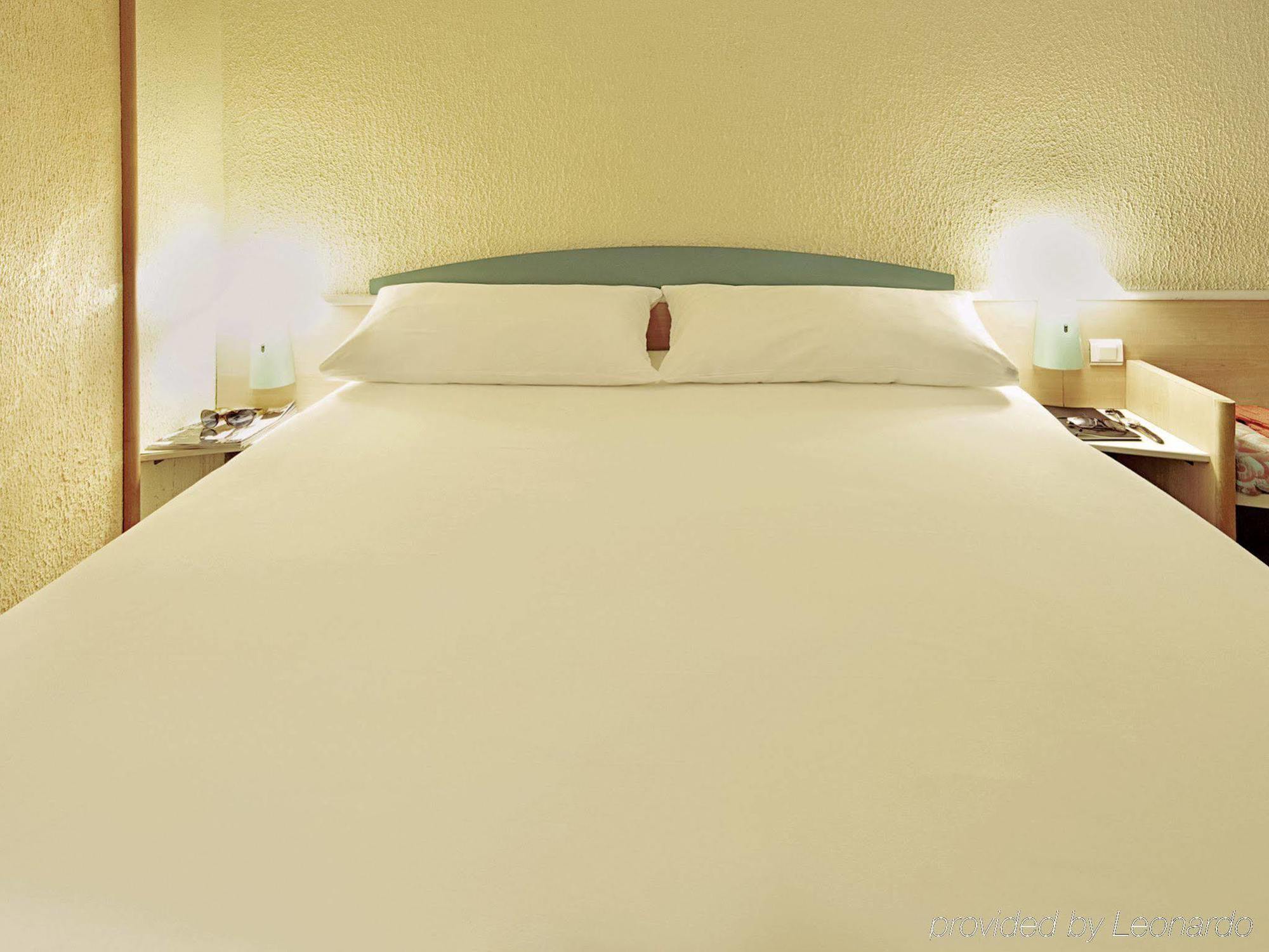 Ibis Poitiers Sud Hotel Luaran gambar